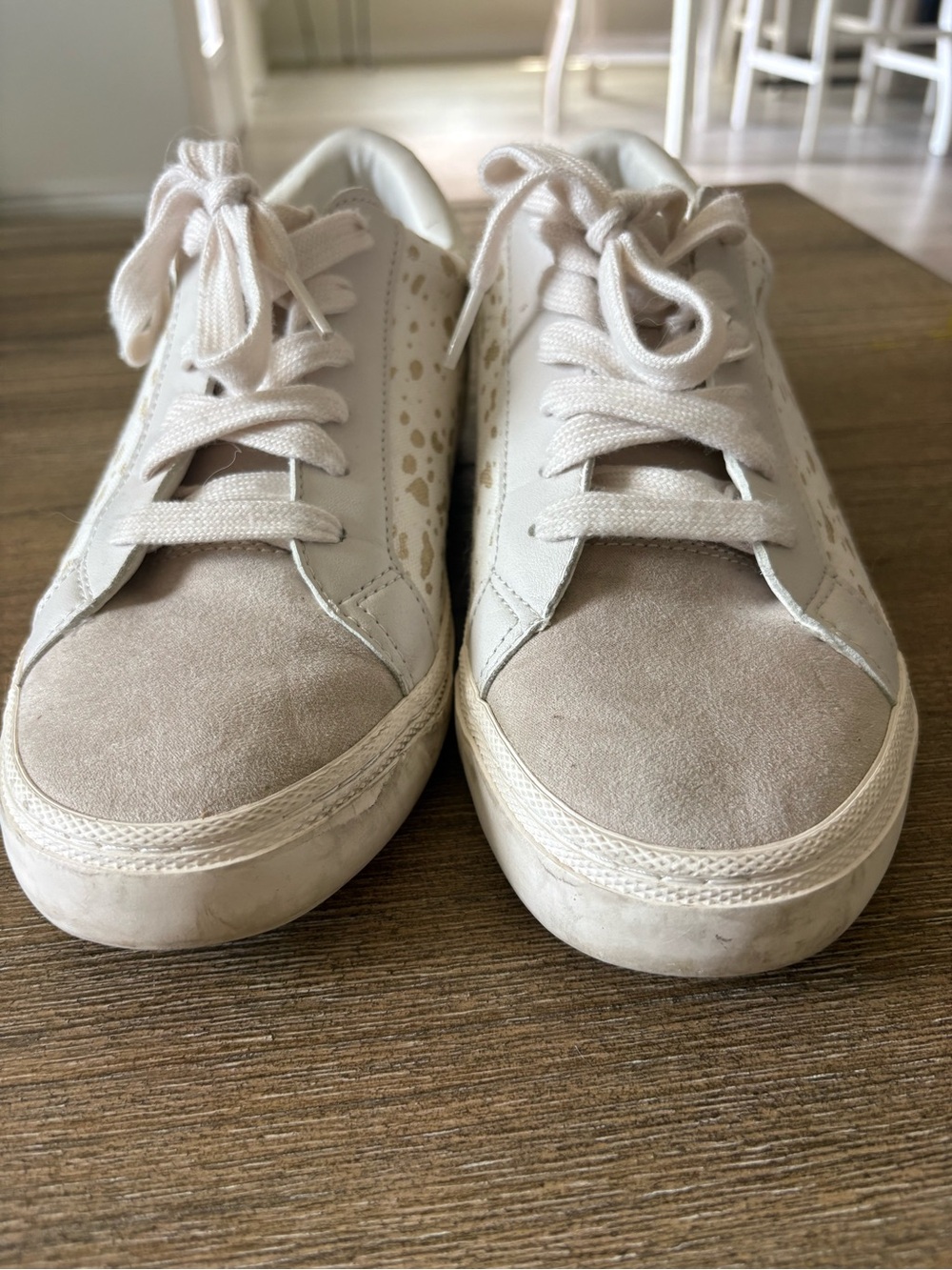 A New Day Maddison Sneakers White Beige Gold Animal Print Lace Up Low Top
